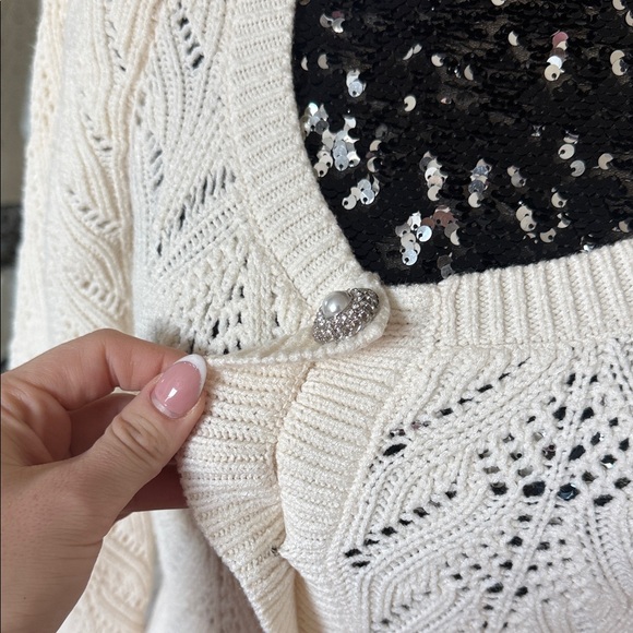 Express Cream Knit Sweater with Button Detail - Picture 4 of 8